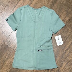 Jaanuu Scrub Top